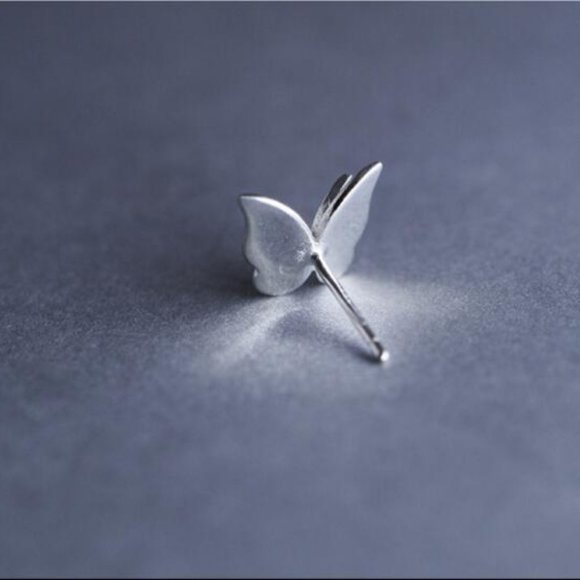 NEW 925 Sterling Silver Butterfly Stud Earrings - Picture 8 of 8